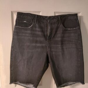 Good American Good '90s Bermuda Shorts 14/32